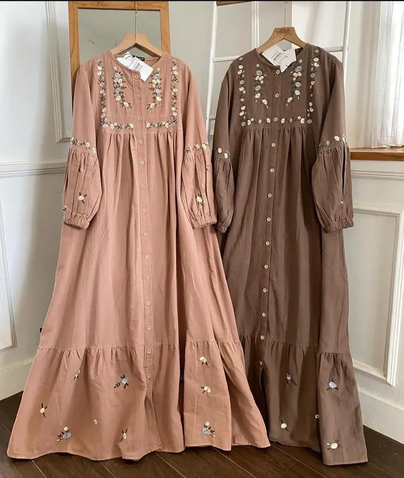 Gulab Embroiderd Stitched Frock - Image 5