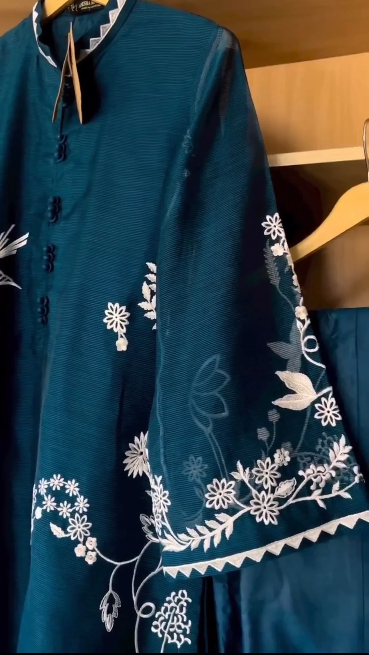 Gulbhar Embroidered 3PC Outfit - Image 4