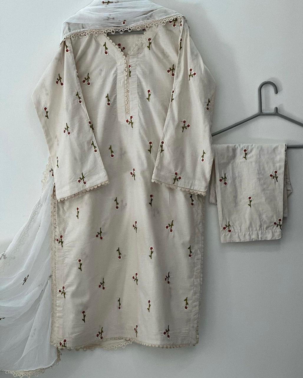 Jasmine Three Piece - Image 3