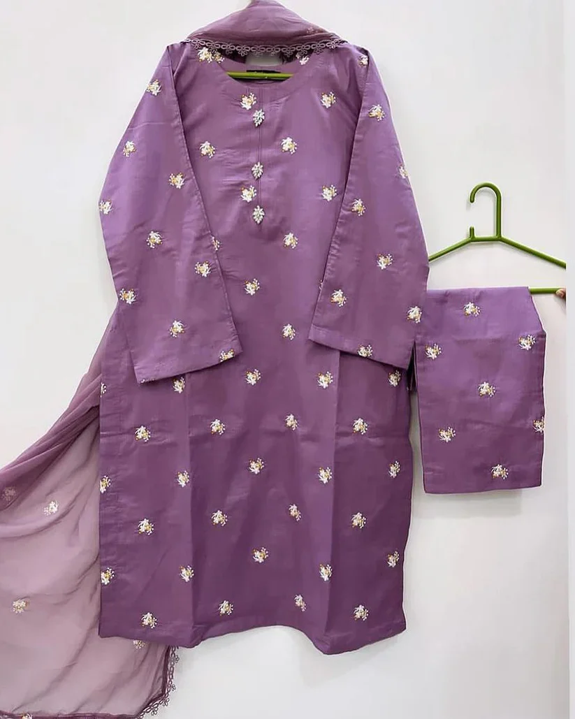 Maharose Three Piece - Image 3