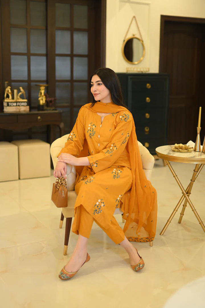 Mehar Three Piece - Image 4