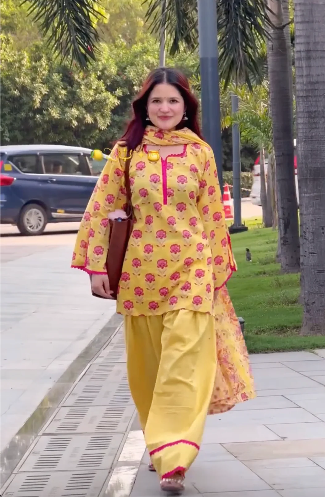 Millet Stitched 3PC Outfit - Image 4