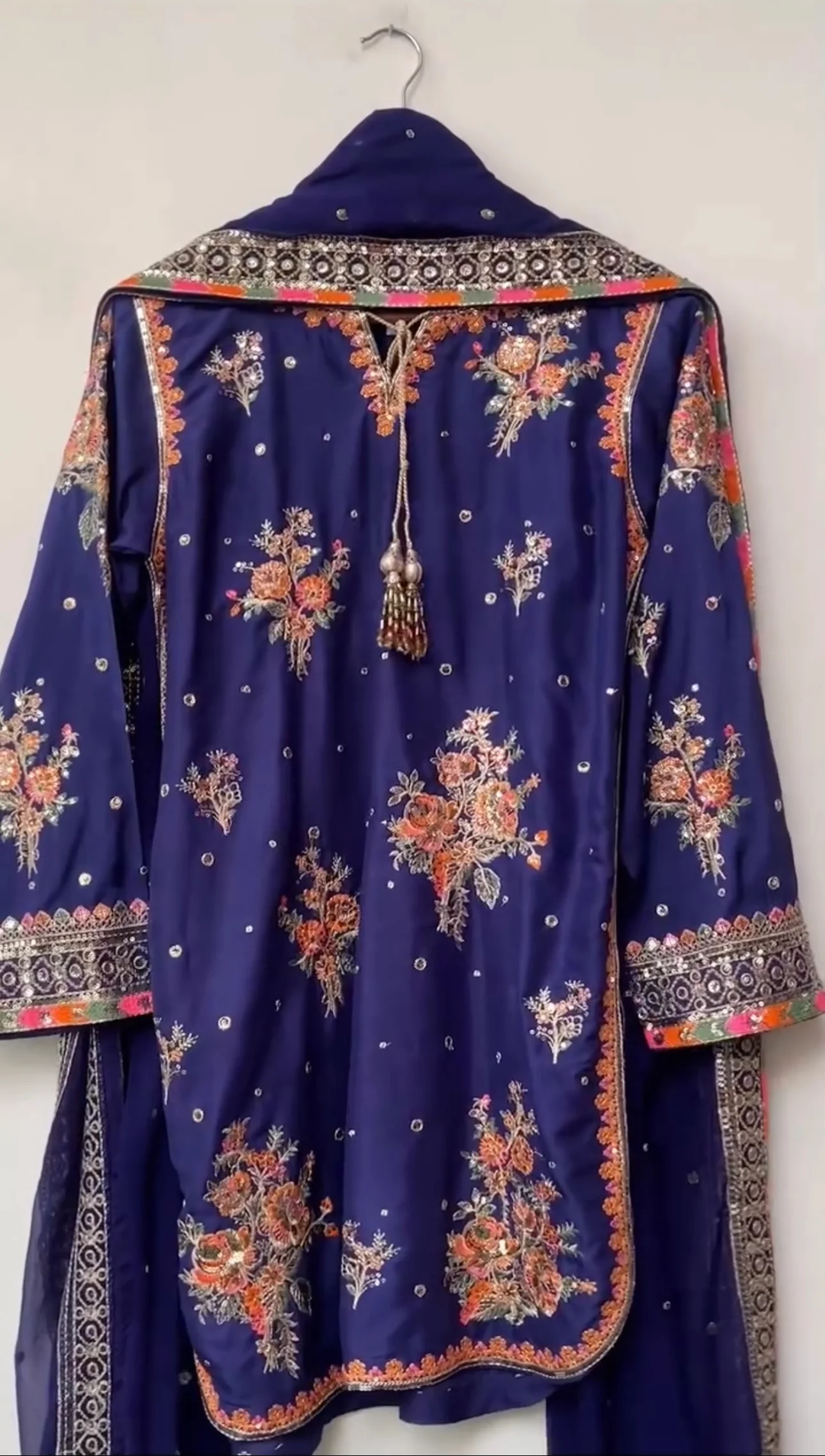 Omara three piece - Image 7