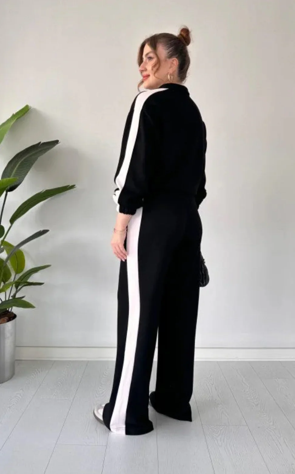Panel Tracksuit - Image 3