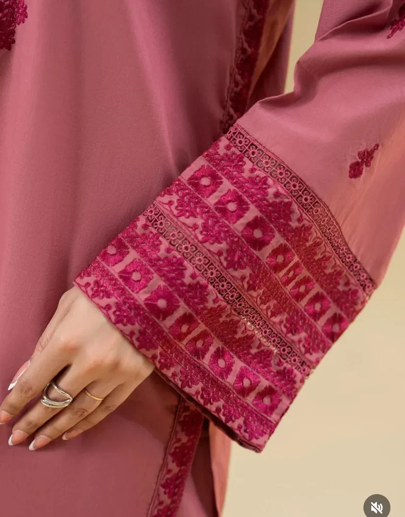 Pink bloom Stitched Dress - Image 4