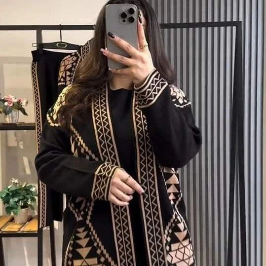 Printed Fleece Gown 3PC - Set - Image 7
