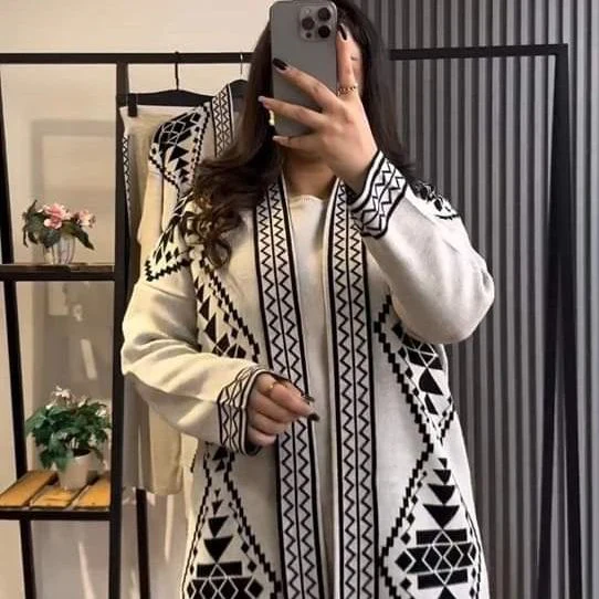 Printed Fleece Gown 3PC - Set - Image 9