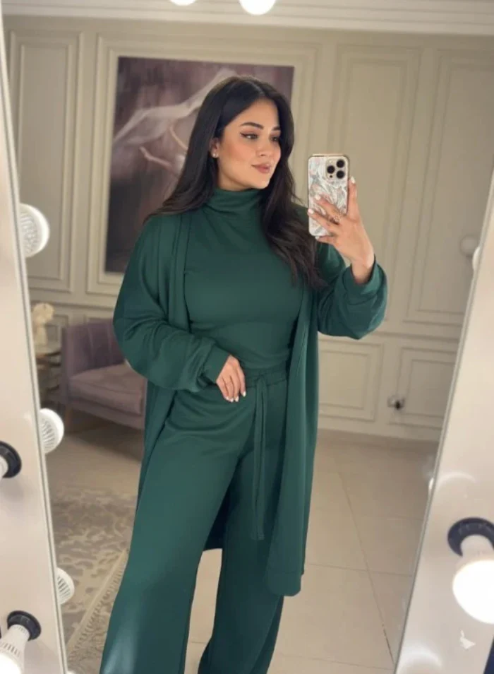 Winter Glam 3-Piece Fleece Outfit - Image 5