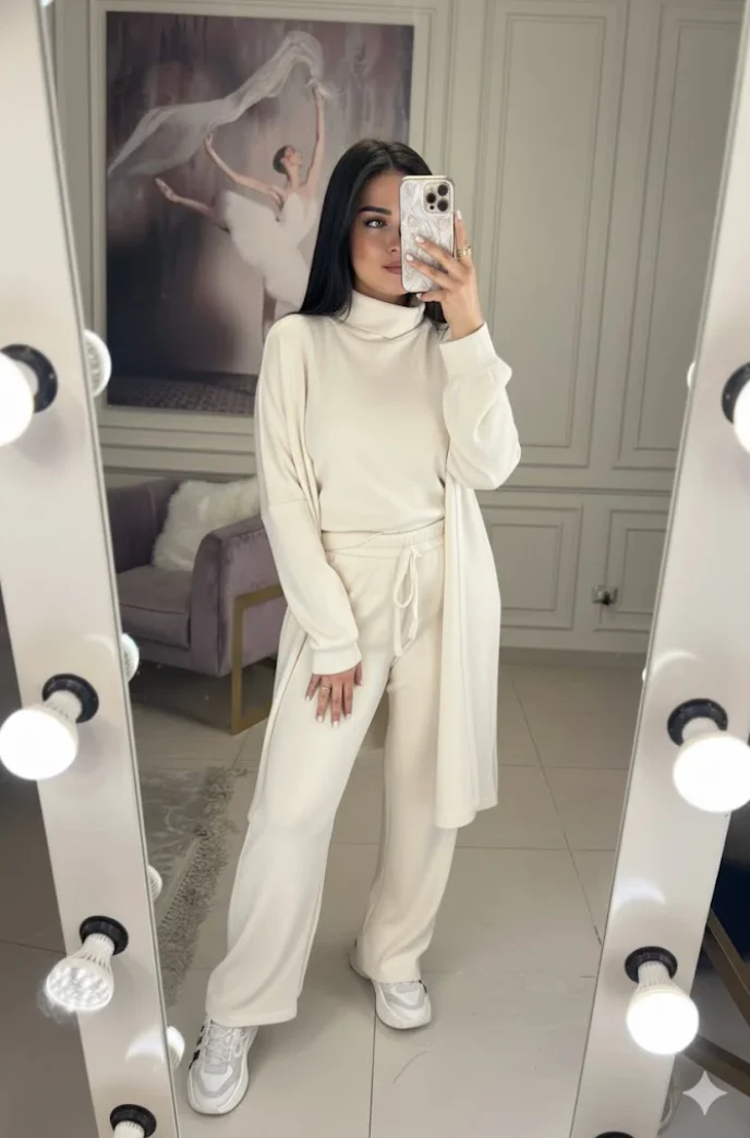 Winter Glam 3-Piece Fleece Outfit - Image 6