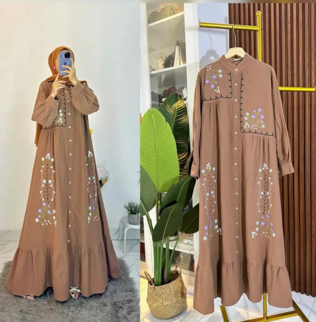 Zaryab Embroidery Frock - Image 5